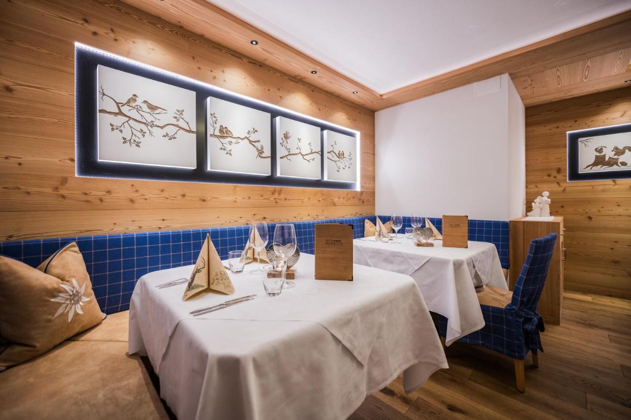 Hotel Rodella Selva di Val Gardena Bagian luar foto
