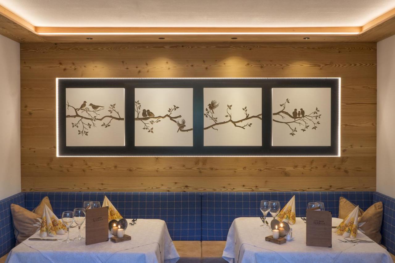 Hotel Rodella Selva di Val Gardena Bagian luar foto